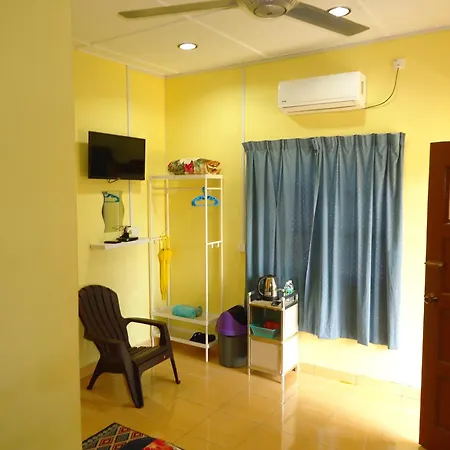 D'Pinggir Guest Room Kuala Tahan Exterior photo