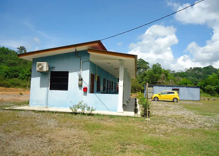 D\'Pinggir Guest Room