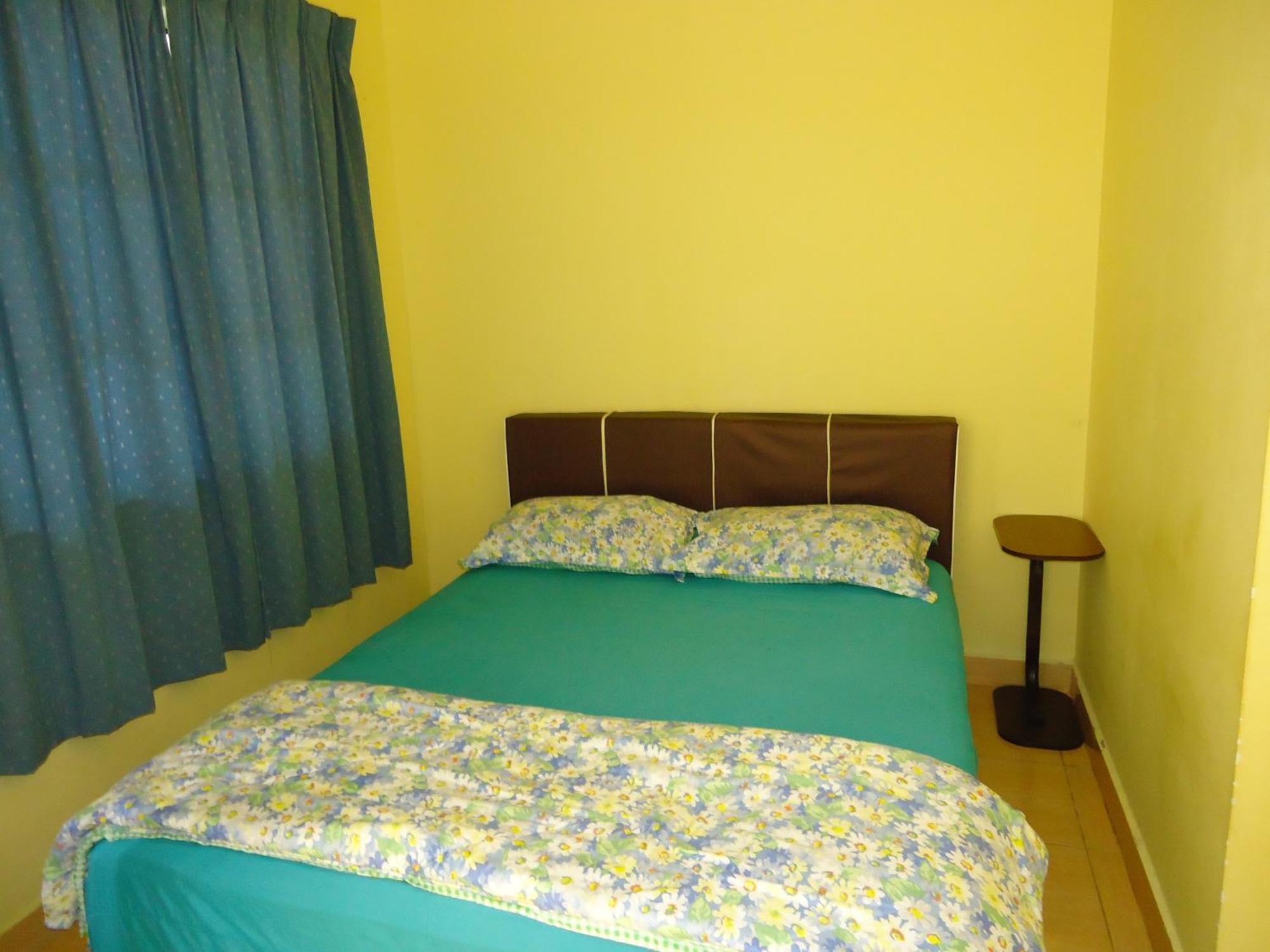 D'pinggir Guest Lodge